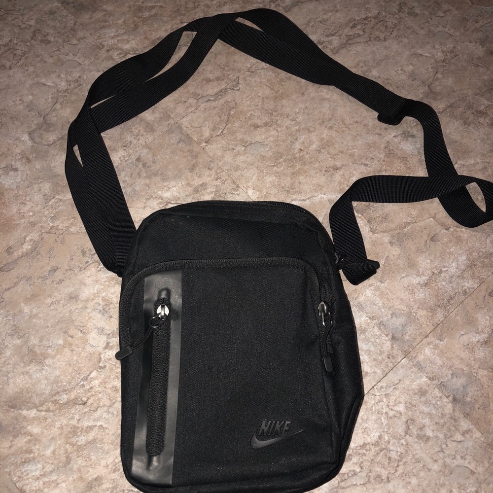 Black Nike Shoulder Bag